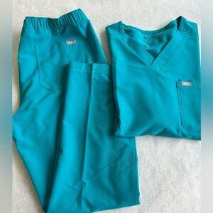Figs Men’s Large Teal Scrub Set Cario Cargo Pant Leon 3 Pocket Scrub Top Medical